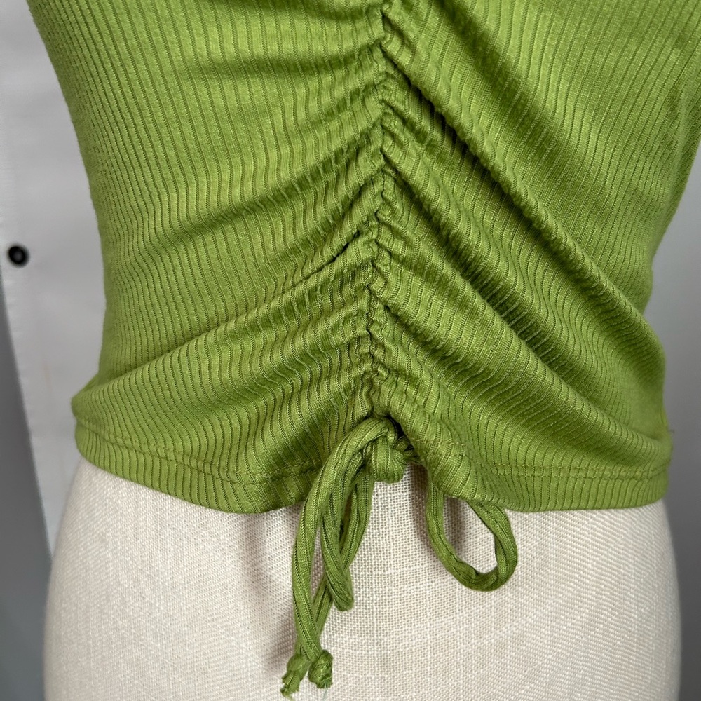 Rue 21 Green Ribbed Knit Crop Top SIZE MED - Picture 6 of 6